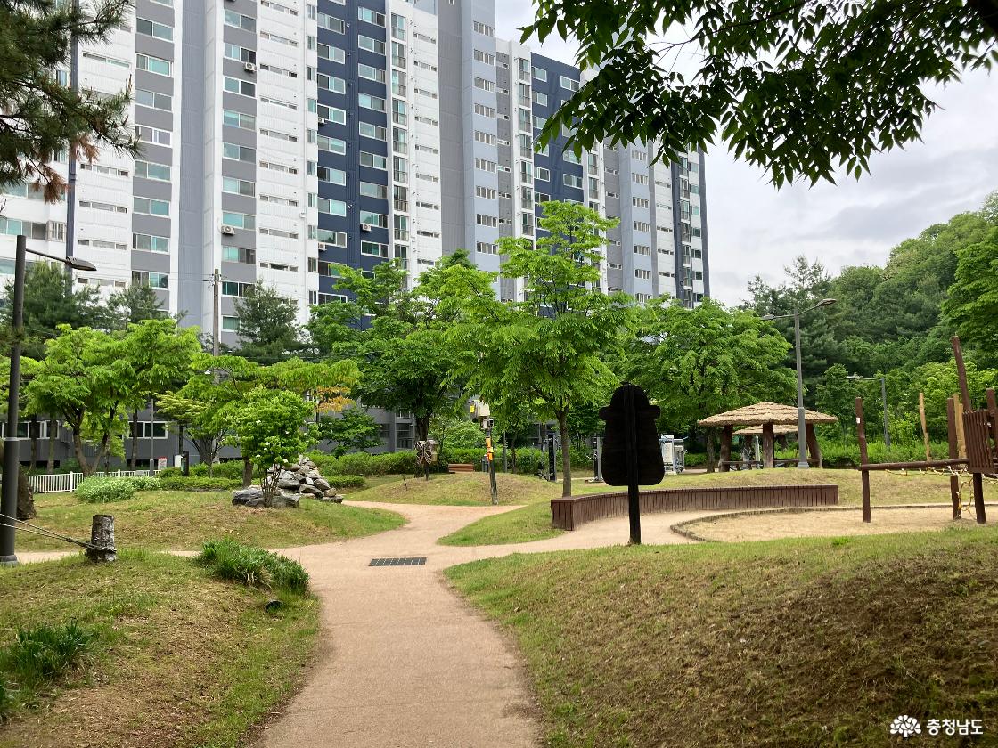 천안시 쌍용동 월봉공원 전경