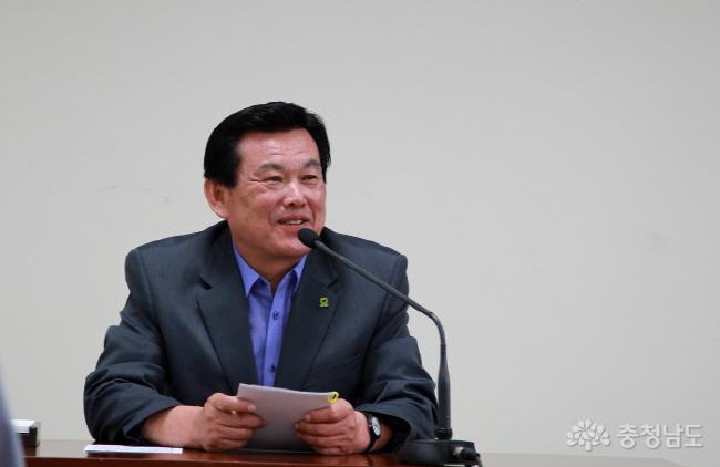 오시덕, “큰머슴노릇 잘하겠다” 2