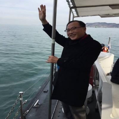 김제식 의원 페이스북에 올라온 해경선 이용 사진  