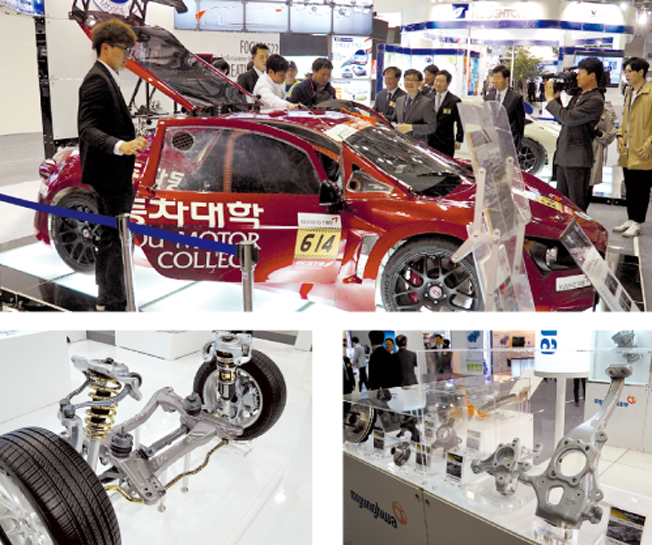 충남 자동차 부품 업체들이 지난 3일 경기도 고양시 킨텍스에서 열린 2015서울모터쇼에 참가해 자신들의 생산품을 전시하고 있다.