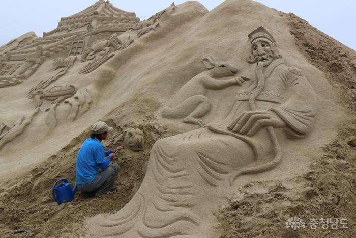태안군 대표축제 무엇으로 선정해야 하나? ②부산해운대 모래조각페스티벌을 찾아서
