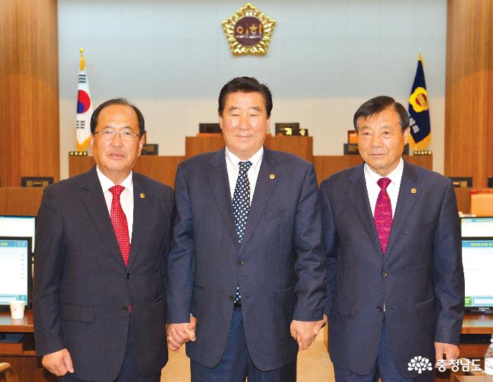 도의회 의장 윤석우 의원…후반기 원(院) 구성 완료