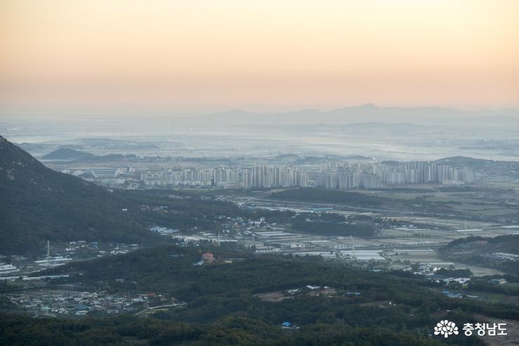 백월산에서 내려본 홍성 사진