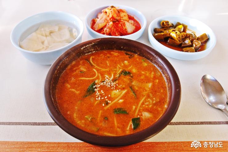 충남넷 모바일 예당저수지의 해넘이와 어죽 한 그릇
