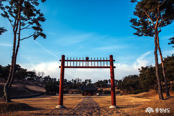 사는이야기 - 논산여행｜황산벌 계백 장군의 묘와 풍경 - 충남넷 미디어 논산여행｜황산벌 계백 장군의 묘와 풍경