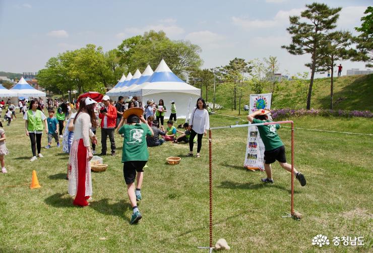 홍주성에서 열린 어린이날 행사 그리고 나의 단상 사진