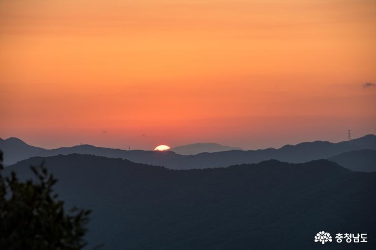 천안 흑성산 한여름 아침 풍경 사진