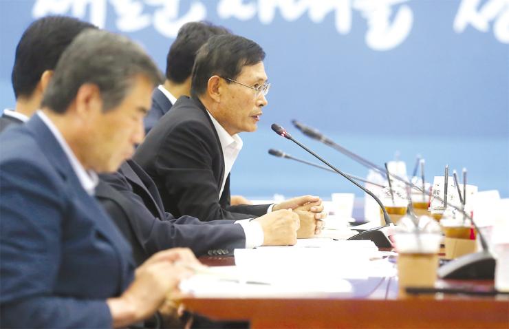 지방정부회의 구성과 관련한 소감을 말하고 있는 박동철(금산군수) 충남시장군수협의회장. 사진/ 맹철영 frend2@korea.kr