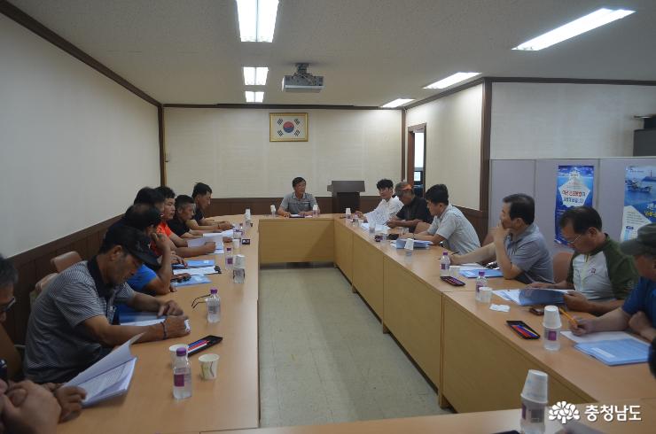 태안군선주연합회가 지난 16일 사무실에서 기자회견을 개최했다. 