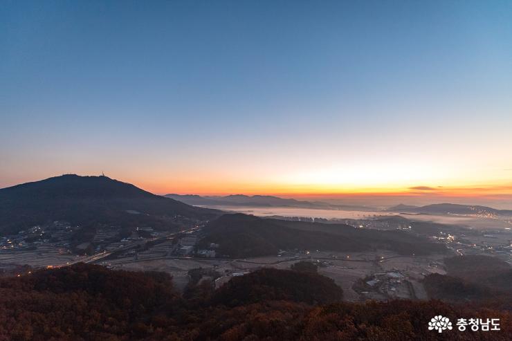 마치 지리산에 오른듯… 천안 취암산의 아침 사진