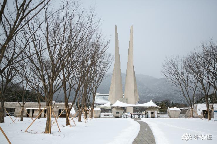 하얀눈이수북히쌓인겨울독립기념관 2
