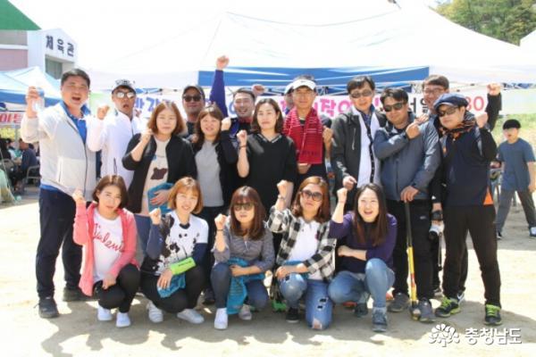 [서산 서일고] 300여 동문들, 추억의 교정에서 우정 나눠 사진