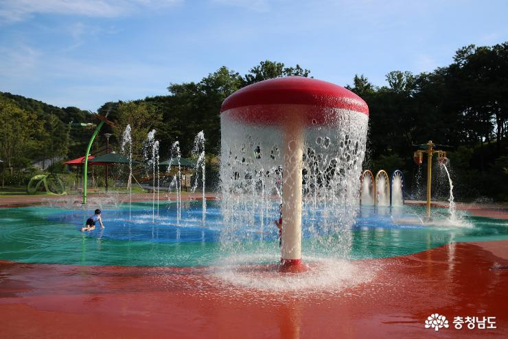 여름 물놀이가 즐거운 논산시민공원
