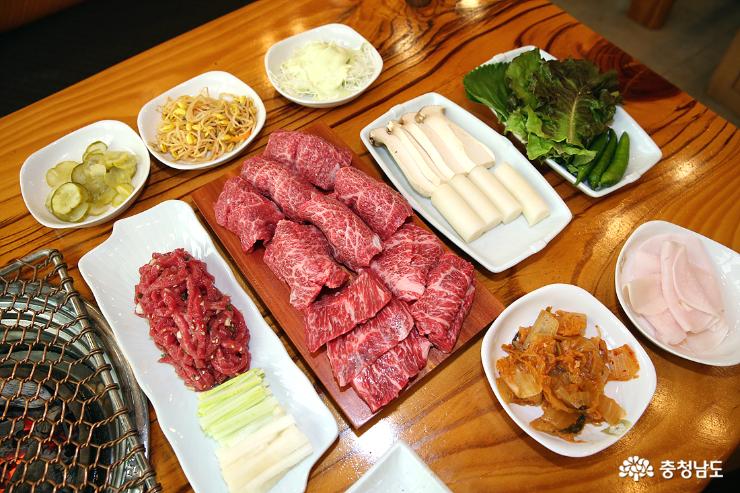 입안에서 춤추는 칠갑산한우 8