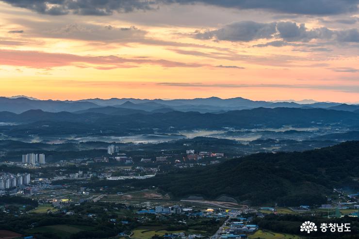 홍성 백월산의 아침 풍경 사진