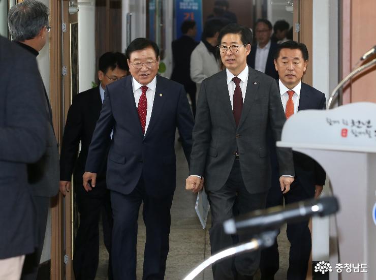 “홍주읍성 복원으로 천년 역사 되살린다” 4