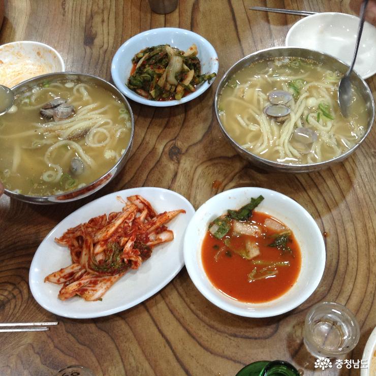 충남넷 모바일 보령 9味 중 하나인 오감만족 해물칼국수