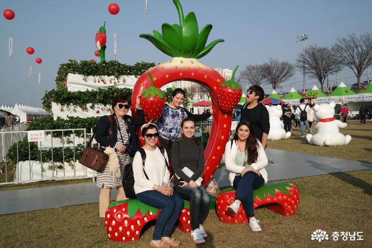논산 딸기 축제 (2018년 4월)