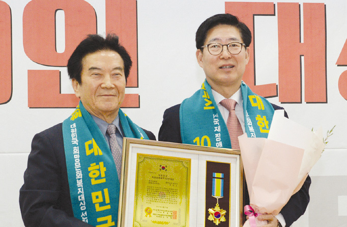 양승조 지사 ‘희망문화복지 10인 대상’ 수상 1