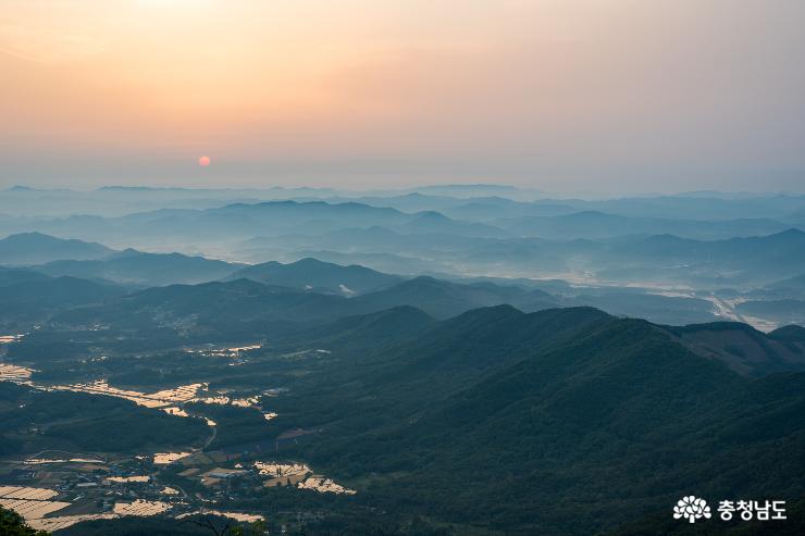 오서산의 아침 풍경 사진