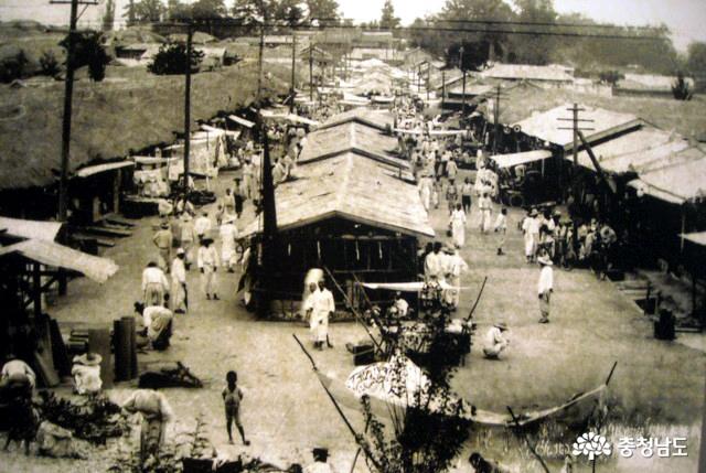 1930년대 천안중앙시장.천안시청 홈페이지 제공