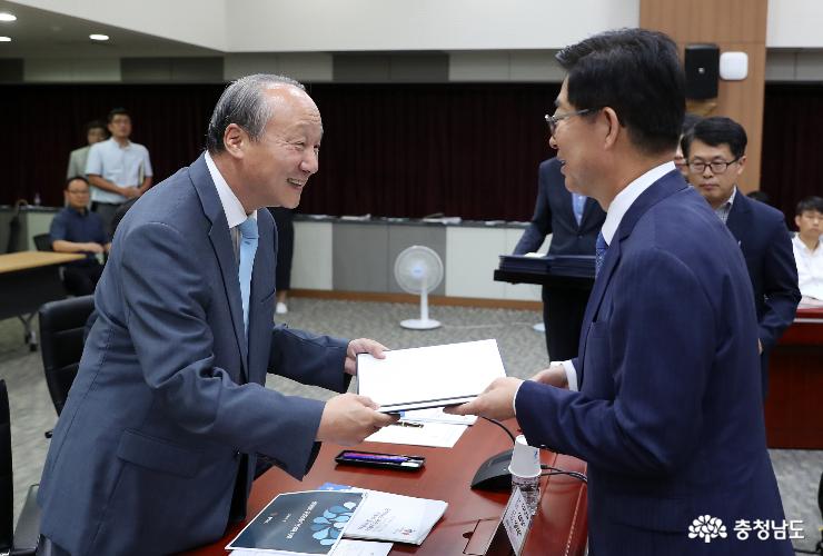 공공건축 실현, 민간전문가와