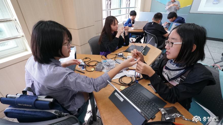 충남소프트웨어교육체험센터 학생 체험 운영 개시 1
