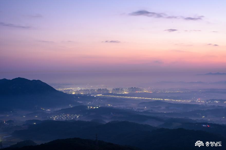 홍성 백월산의 비현실적 가을 아침 사진