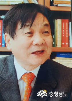 이근배 시인, 39대 대한민국예술원 회장 취임 1