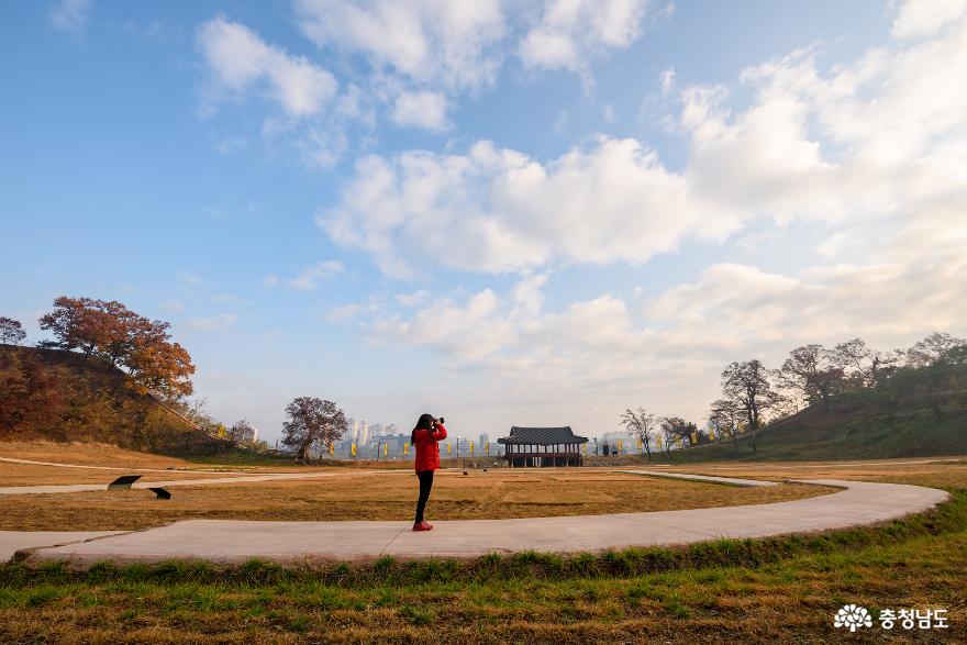 공주 공산성의 이른 아침 풍경 사진