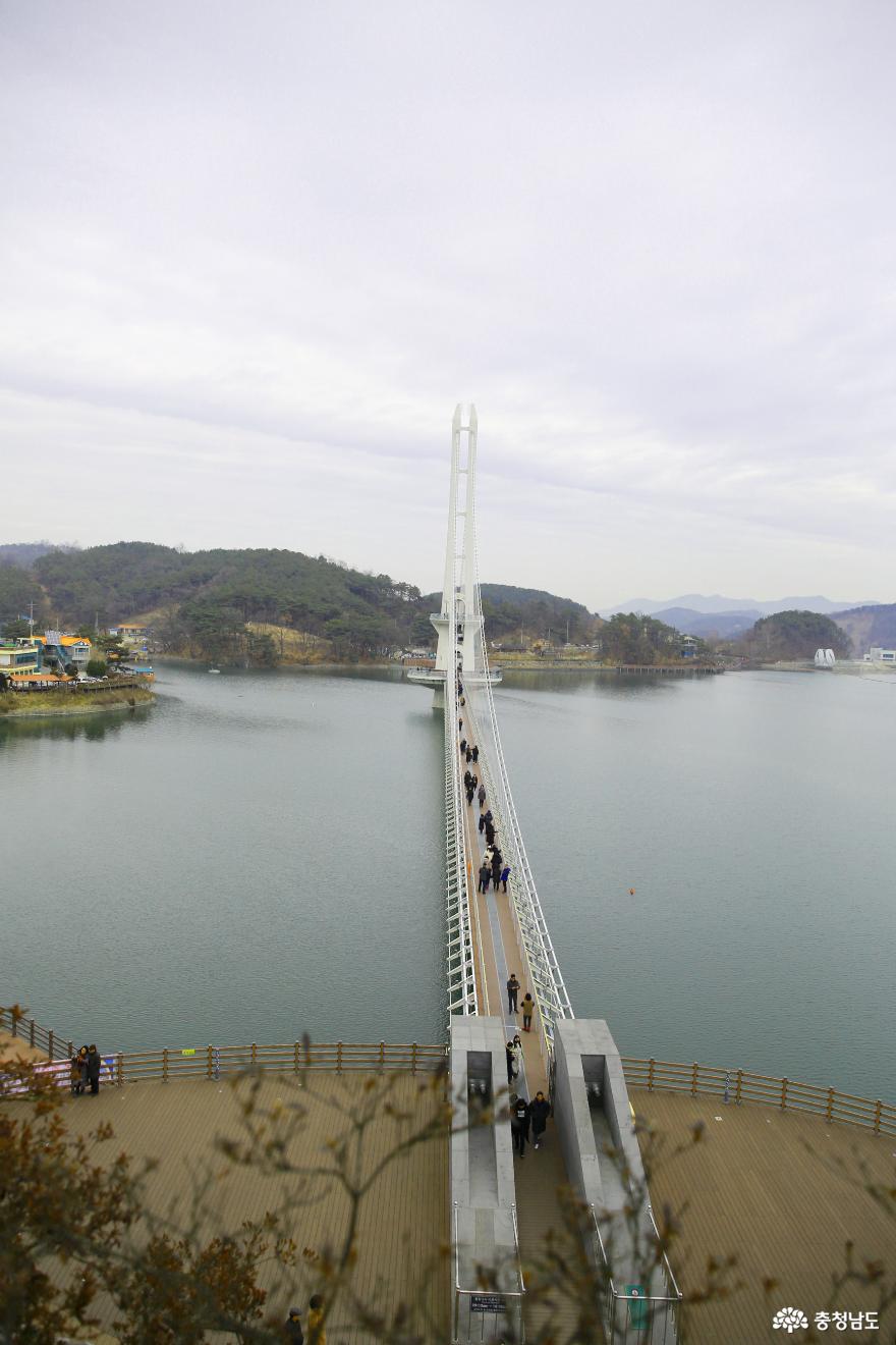 충청남도 가볼만한곳 예산 예당호 출렁다리, 아름다운 그곳의 운치있는 호수풍경 사진