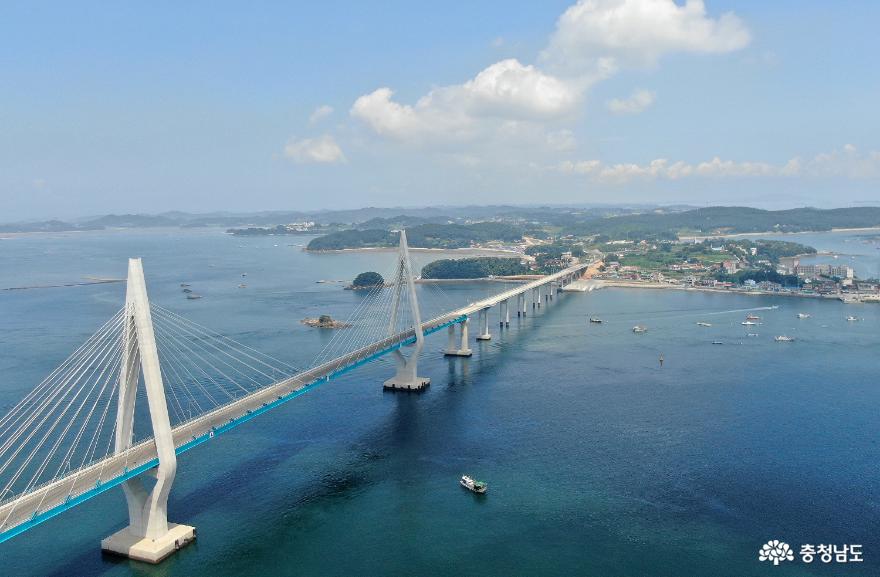 Wonsananmyeondaegyo Bridge opened on December 26th