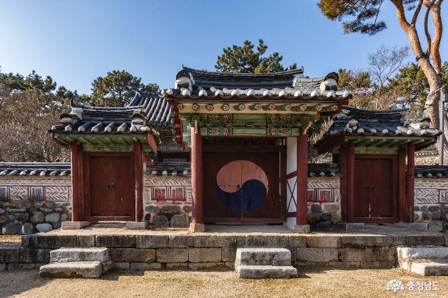 경내 숭례사의 내삼문