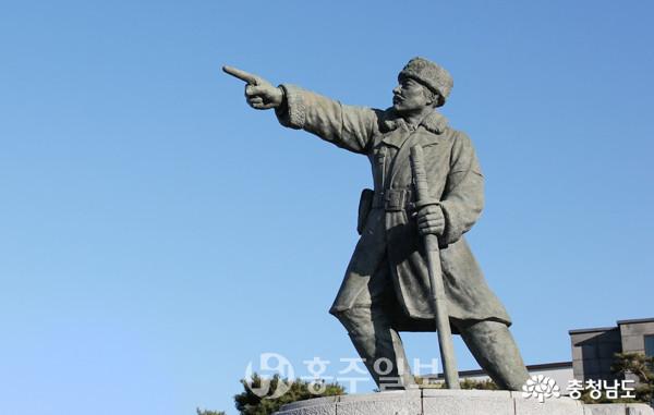 북만주 항일독립군의 전설, 백야 김좌진 장군