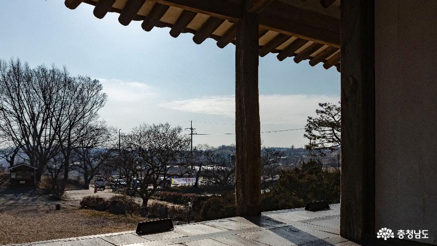 사랑채 누마루에 앉아서 본 마을 풍경