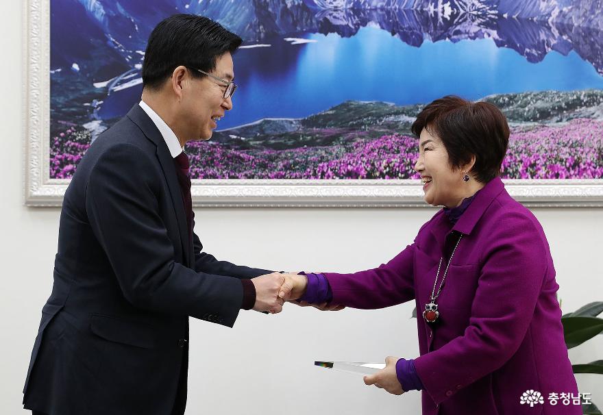 "220만 혁신도시 염원" 국회에 전했다 5