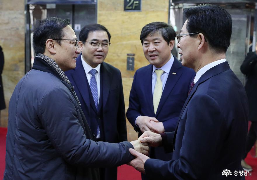 "220만 혁신도시 염원" 국회에 전했다 6