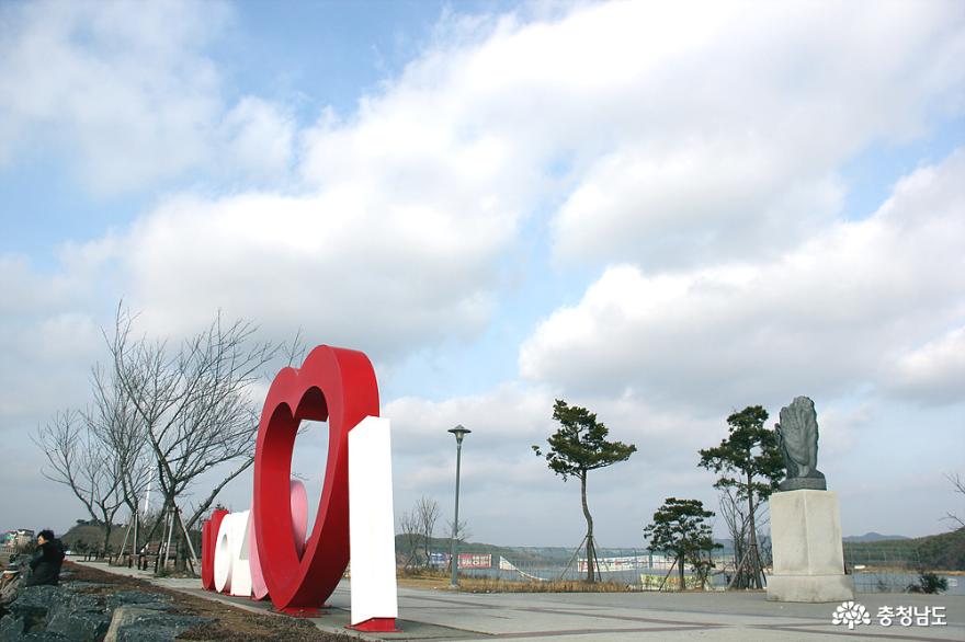 천북굴단지 입구