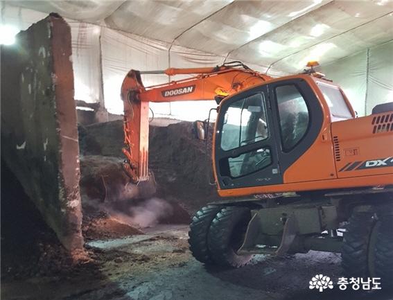 부여군, 축산농가에 부숙장비 임차비 지원 1