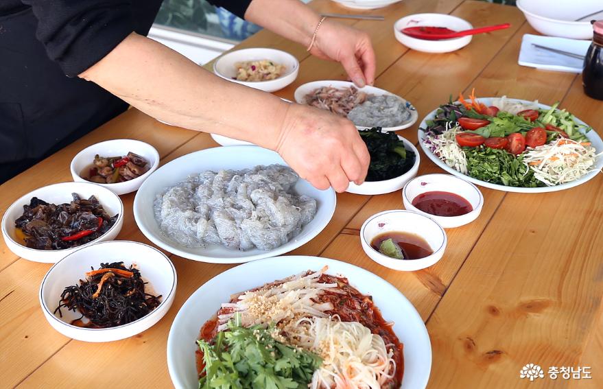 올봄 보양식은 당진 장고항 실치로 끝낸다 사진