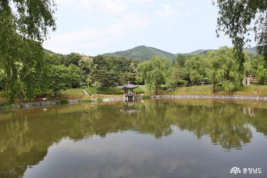 천안 조각공원, 유량저수지 따라 문화산책