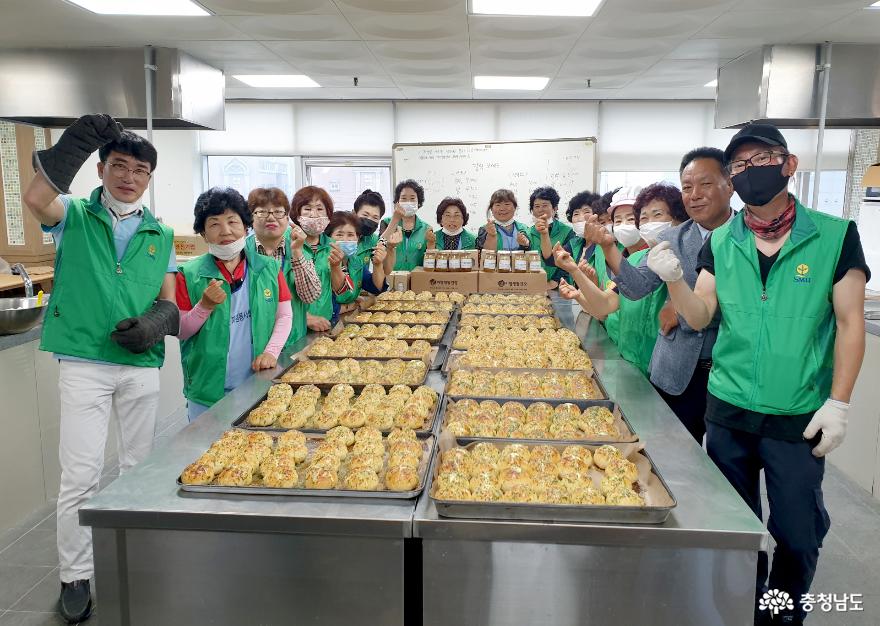 태안군 새마을협의회, ‘사랑의 마늘빵’ 나눔 봉사!