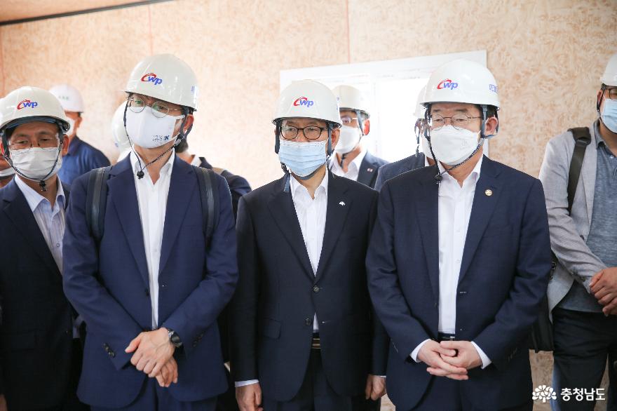 충남형 해양신산업 ‘순풍에 돛’ 8