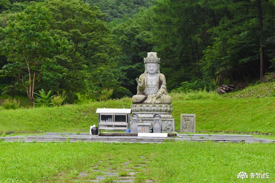 꽃창살 문양이 아름다운 충남 논산 쌍계사 사진