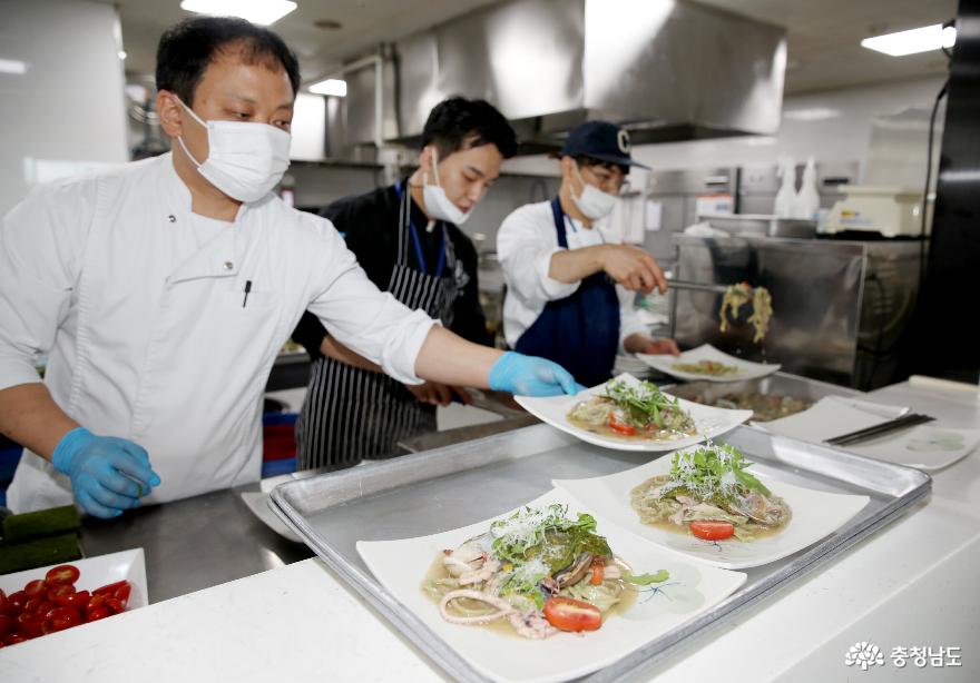 태안군 국민디자인단, 지역 청정 수산물 이용 ‘요리 조리법 개발’ 나서!