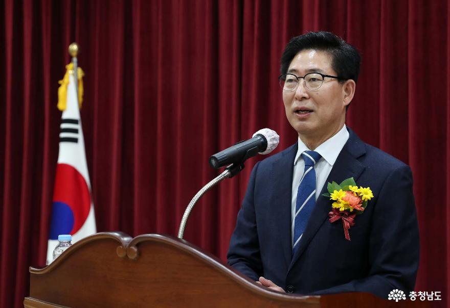 “건강하고 품위 있는 노후 보장 힘쓸 것” 사진