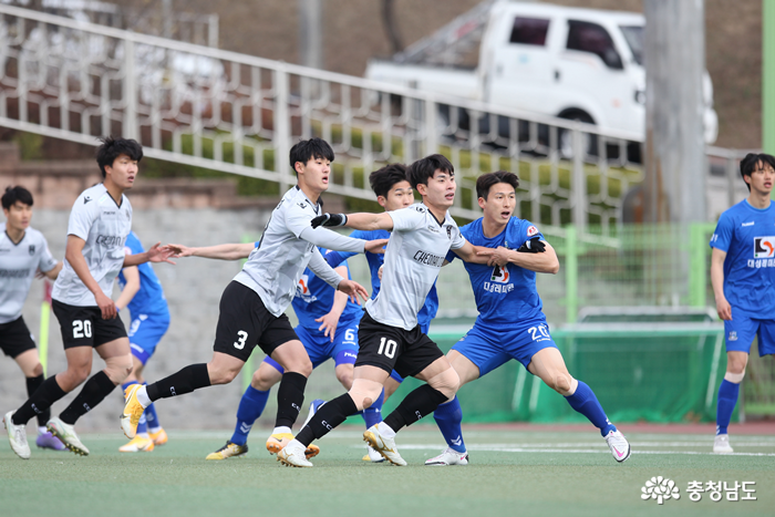 천안시축구단, 양주 원정길서 득점 없이 무승부…승점 1점 획득