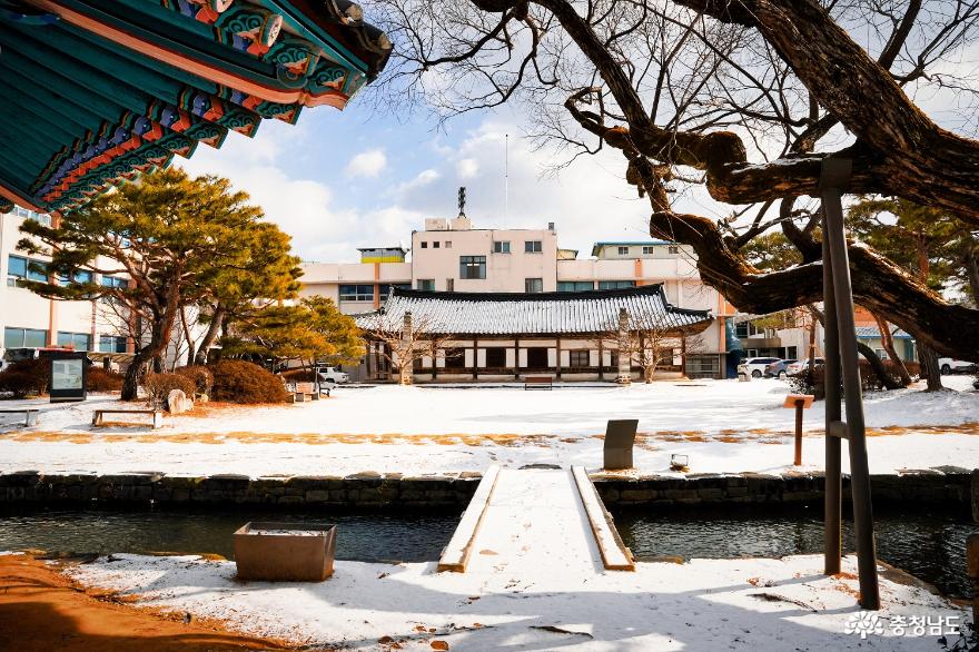 겨울이 한가득 내린 홍주성 역사공원 사진