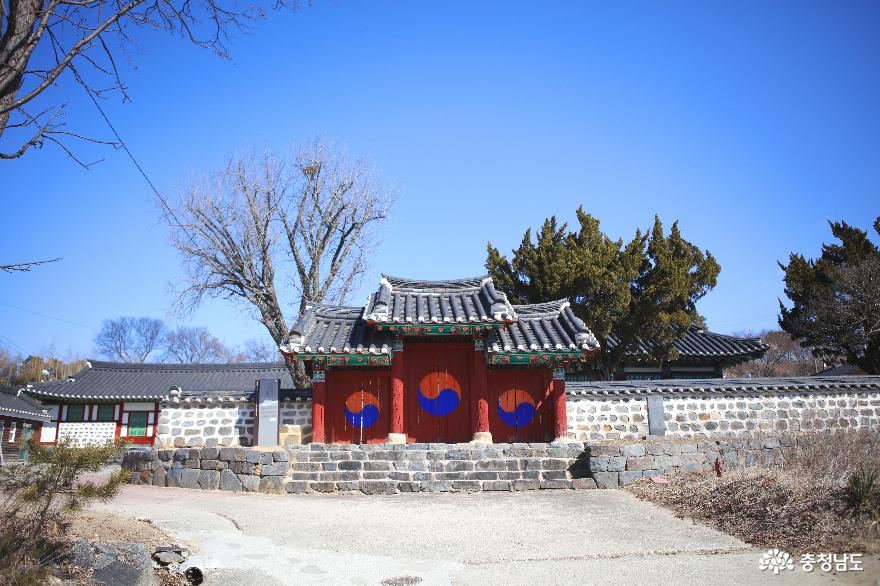 조선시대 지방민의 교육과 교화를 위하여 창건한 부여향교