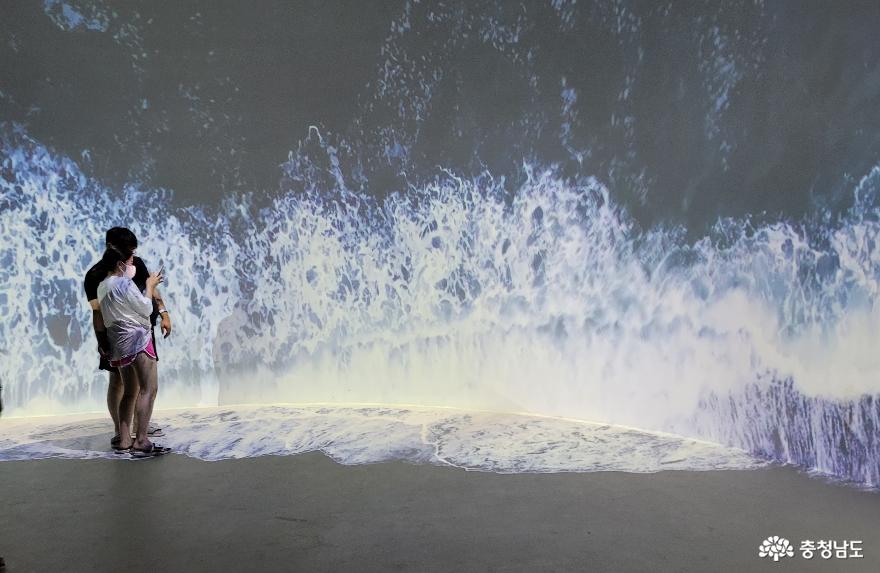 保宁海洋泥浆博览会视频馆的实感内容体验